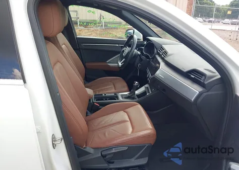 2020 Audi Q3 Premium 45 Tfsi Quattro Tiptronic from USA, damaged, VIN WA1AECF31L1052769